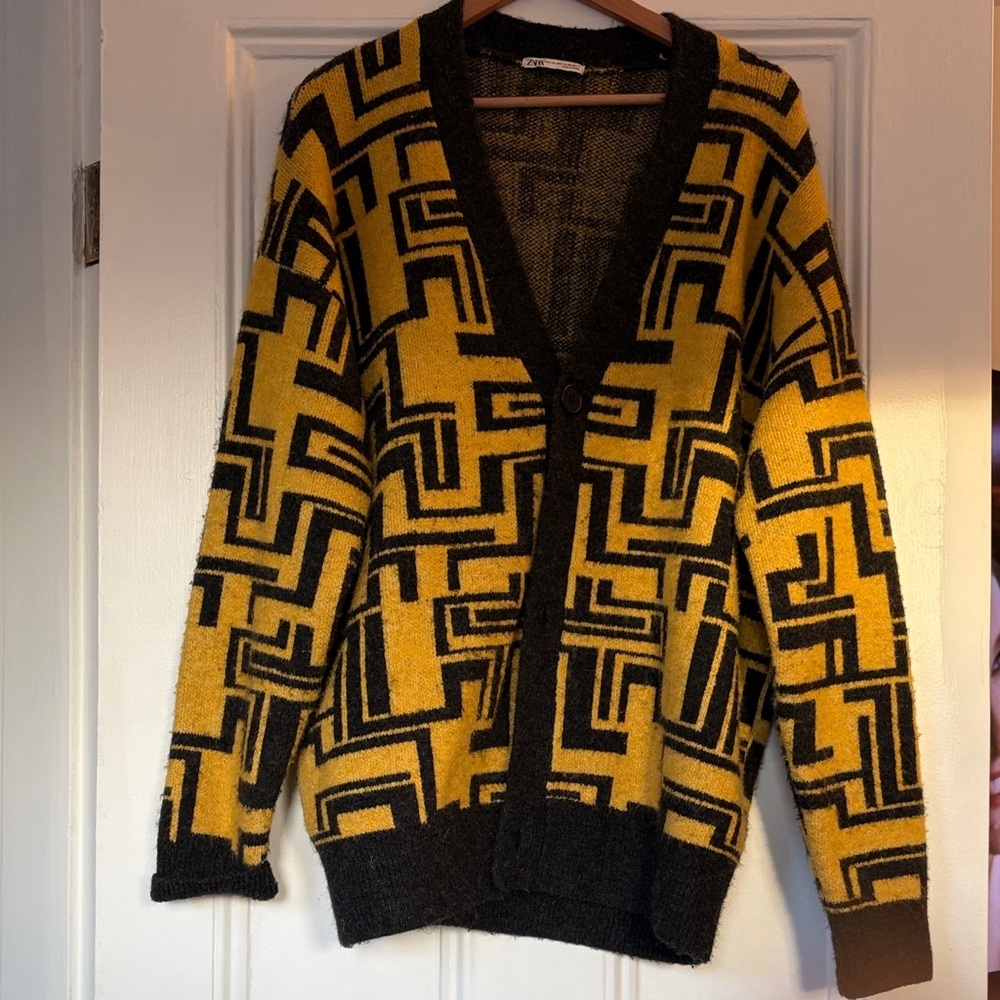 Zara Yellow and Black Geometric Cardigan